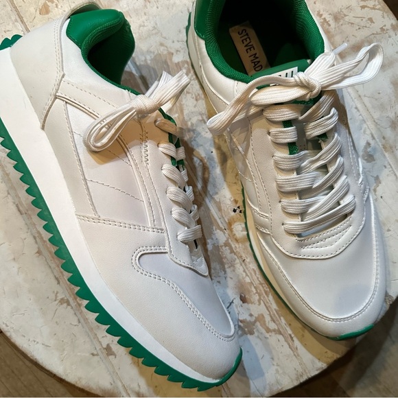 Steve Madden Shoes - Steve Madden Kinkade Sneakers